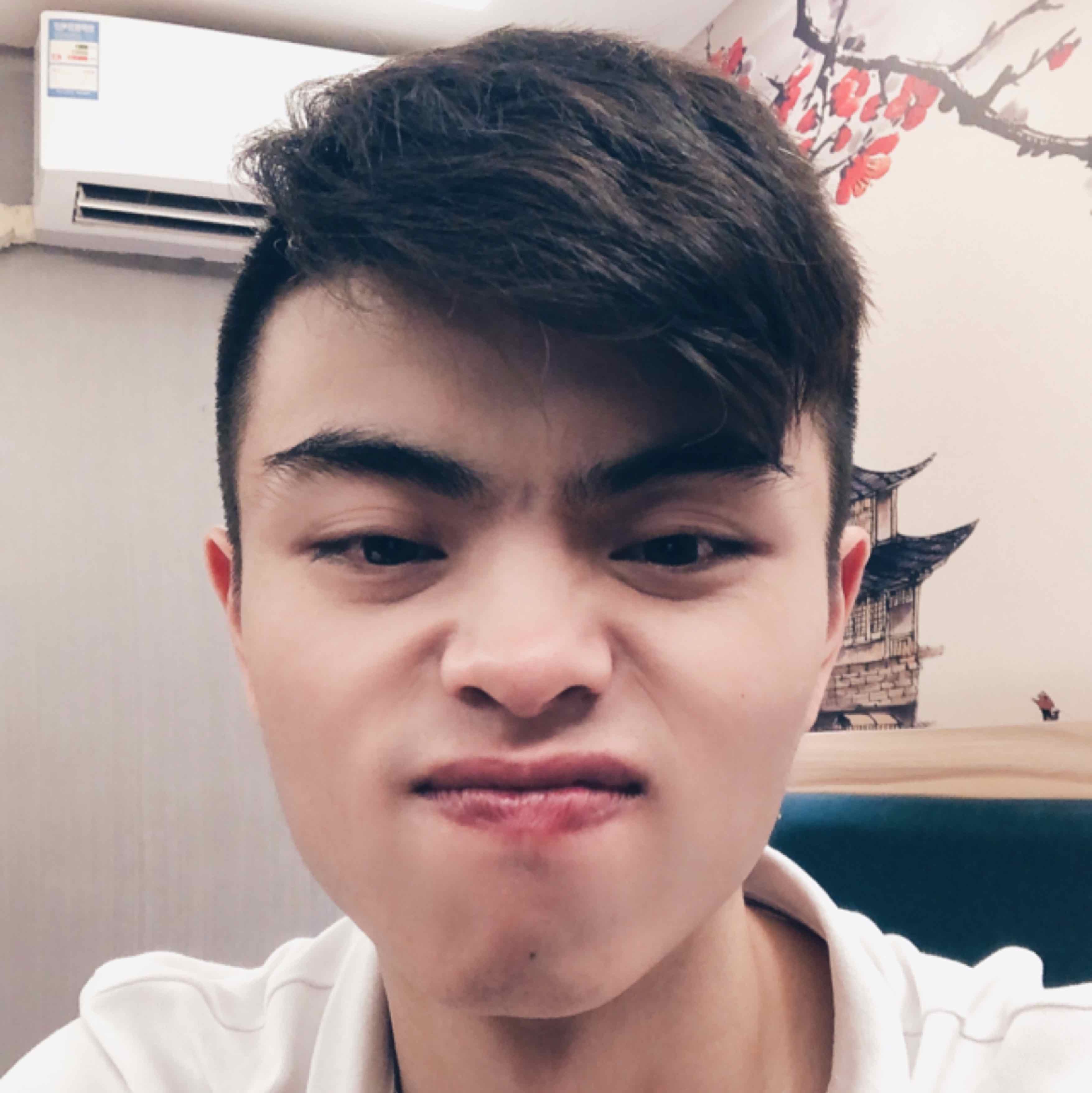 龙华大道北靓仔