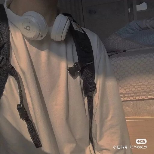 凡人比肩神明的头像