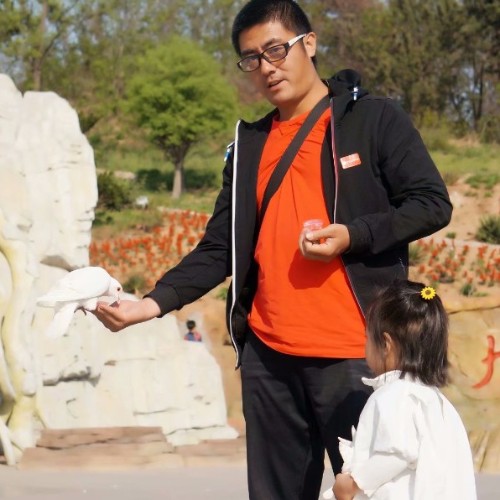 炳林的头像.